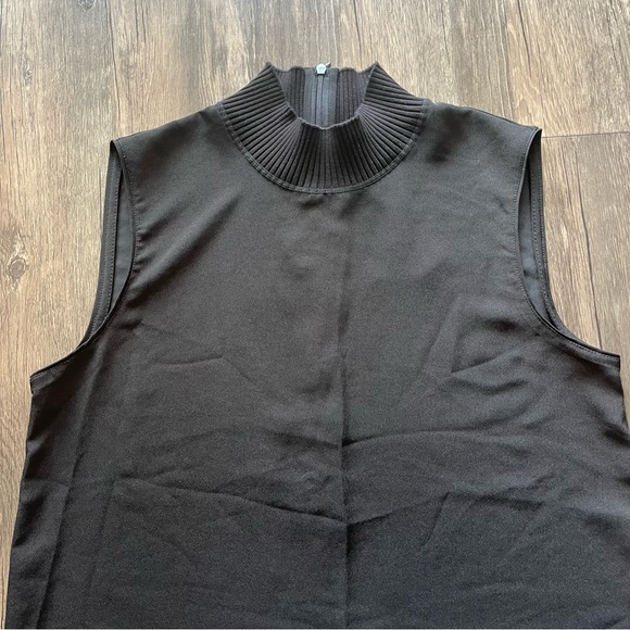 EUC Maison D’Amelie Black Sleeveless Mock Neck Top Sz S - Picture 2 of 4